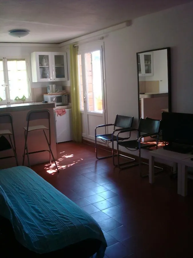 Villa Montvert Cassis 0*,